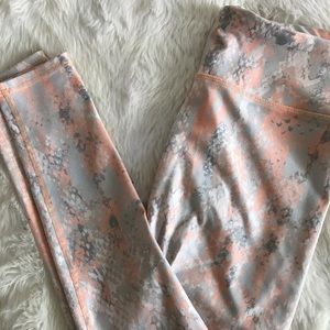 yoga pants | small | alo